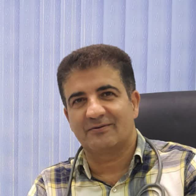 علي صادقي  